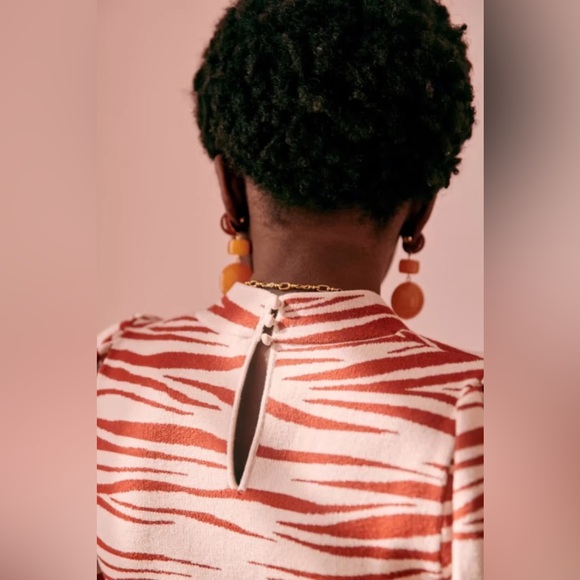 NWT Sezane Beth sweater dress zebra XS - Picture 3 of 10